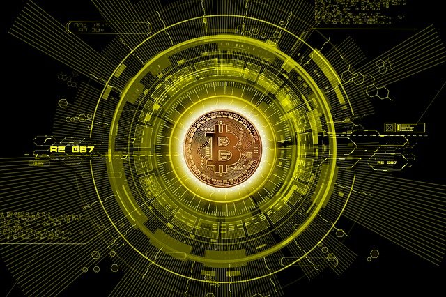 Bitcoin und Ethereum kennt man ja mittlerweile, selbst wenn man nicht selbst in Kryptowährungen investiert ist. Die beiden größten Coins (nach Marktkapitalisierung) machen mit 44 und 19 Prozent fast zwei Drittel des gesamten Kryptomarktes aus. Der wächst quasi tagtäglich weiter an: Über 10.000 Kryptowährungenwährungen sind heute verfügbar.